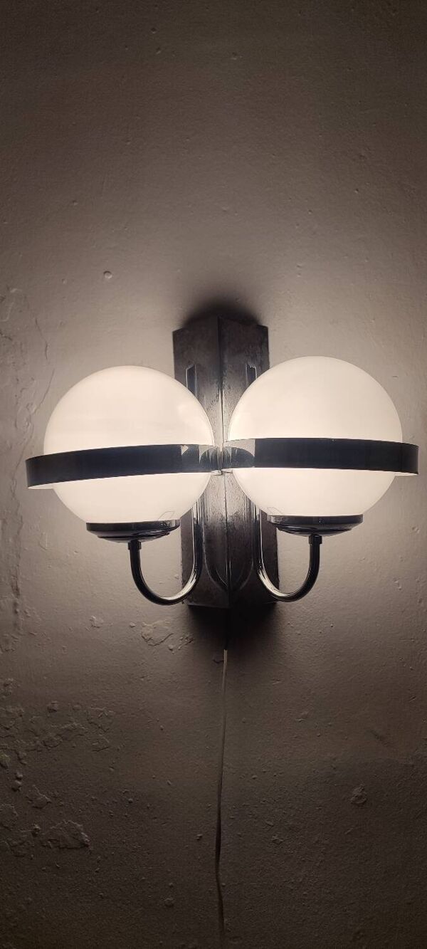 Applique métallique. Espagne, années 1970.