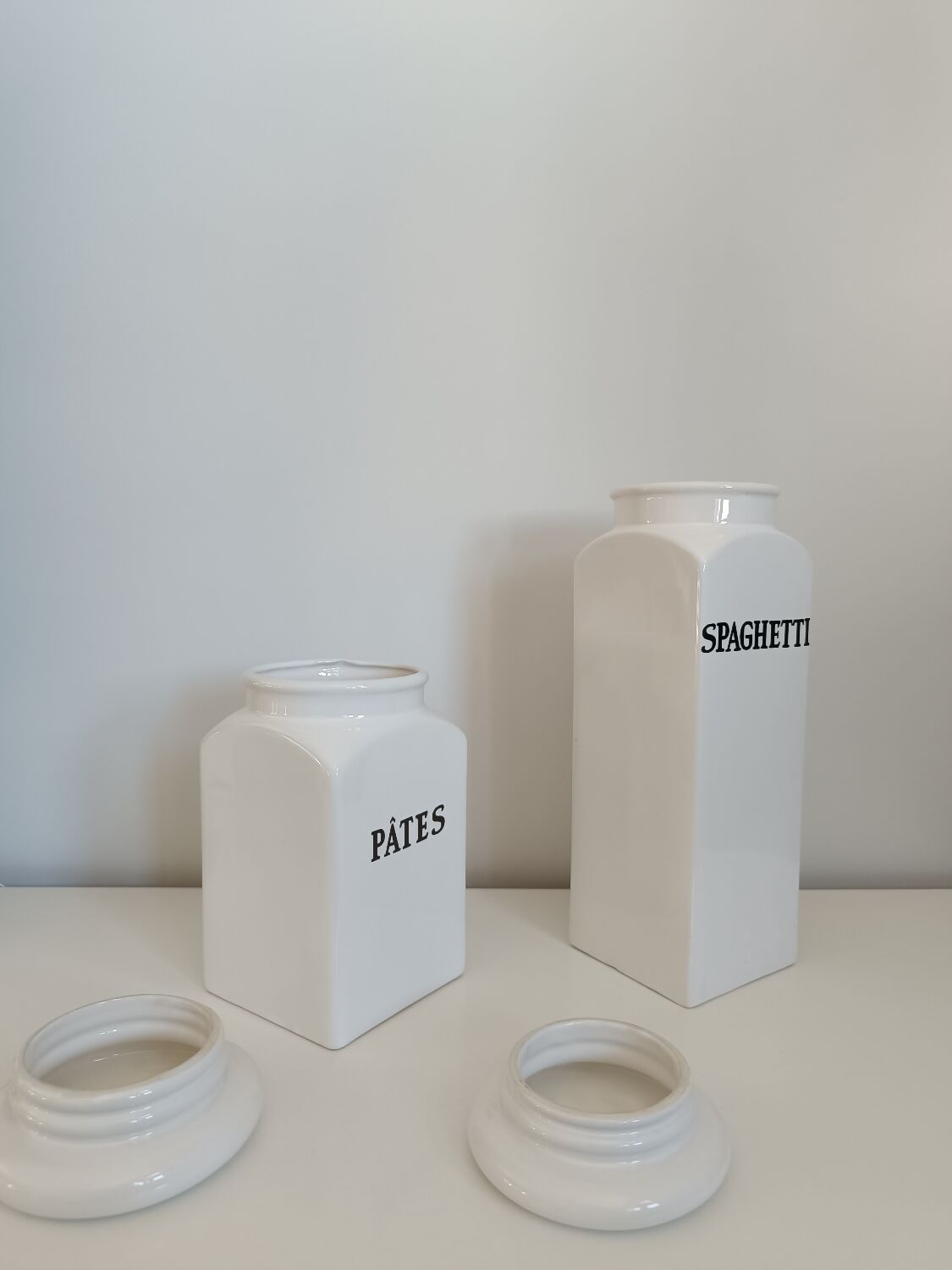 Set of 2 vintage kitchen pots / jars