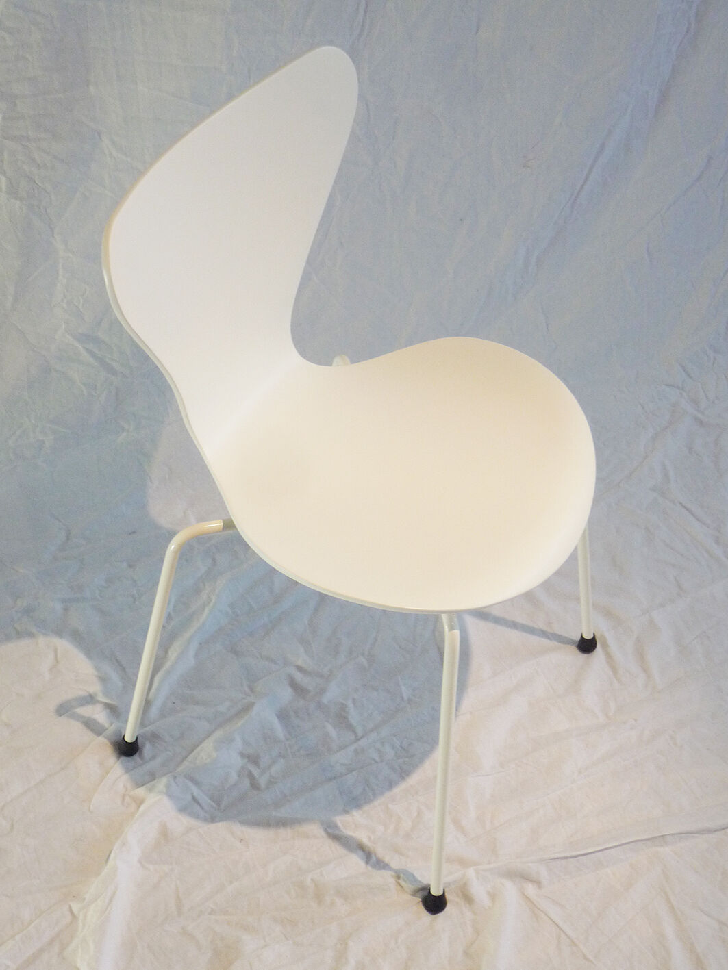 Typical chair 3107 Arne Jacobsen white/white