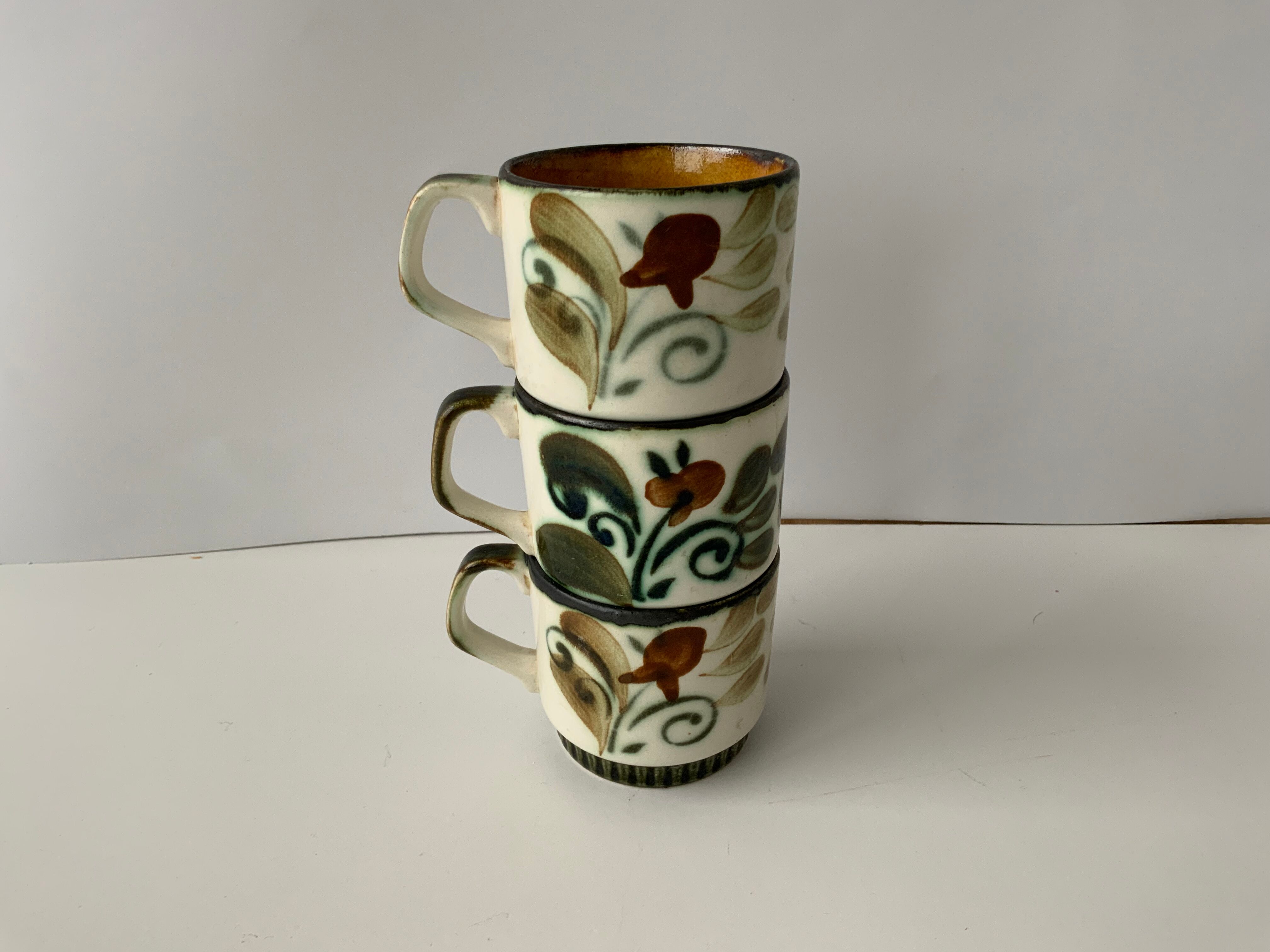 Trio de tasses vintage