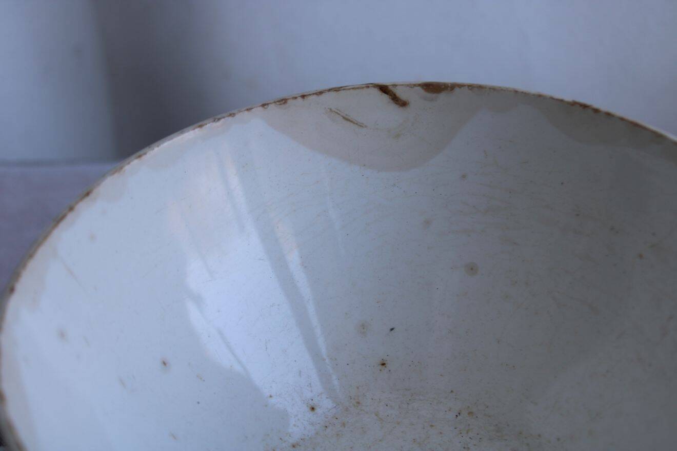 Set of 2 antique ceramic bowls