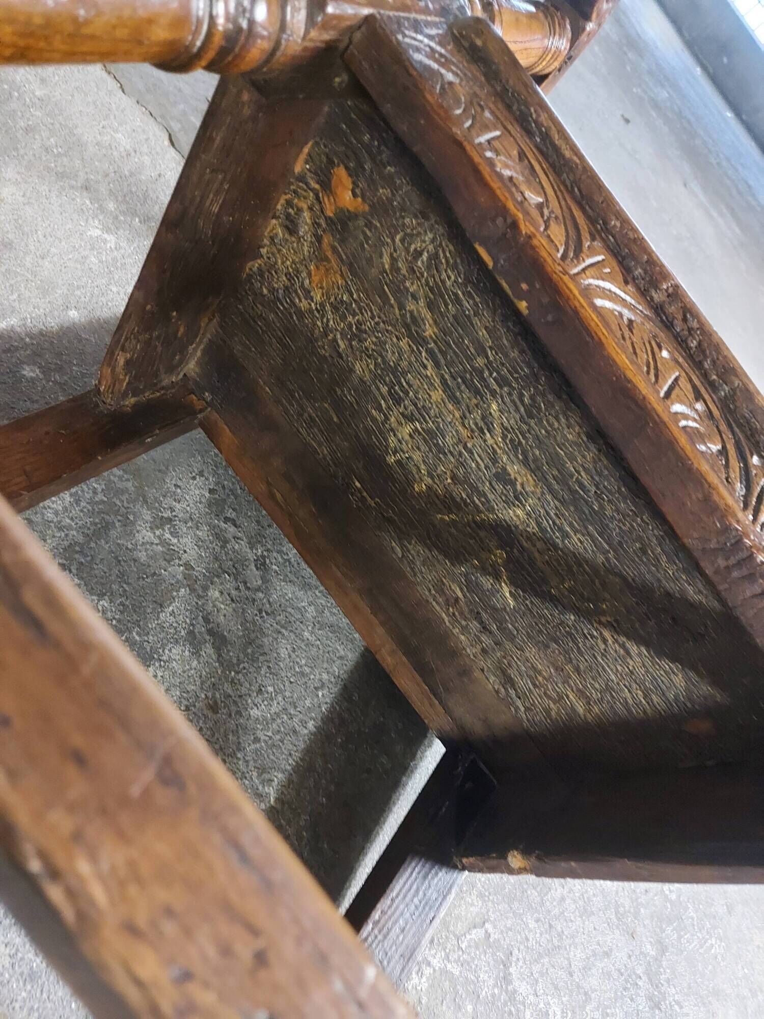 English armchair, epoque XVll