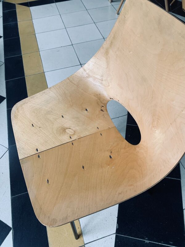 Chaise Amsterdam De Pierre guariche Éditée Par steiner En 1964