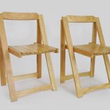 Set of 4 Vintage folding chairs in light wood