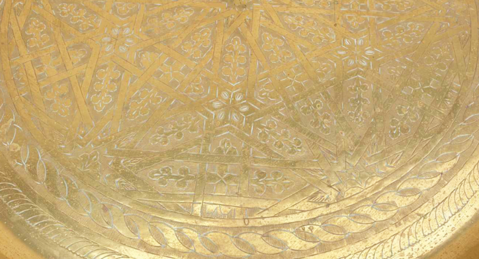 Moroccan tea coffee table, hand-crafted copper tray, vintage, 1940s