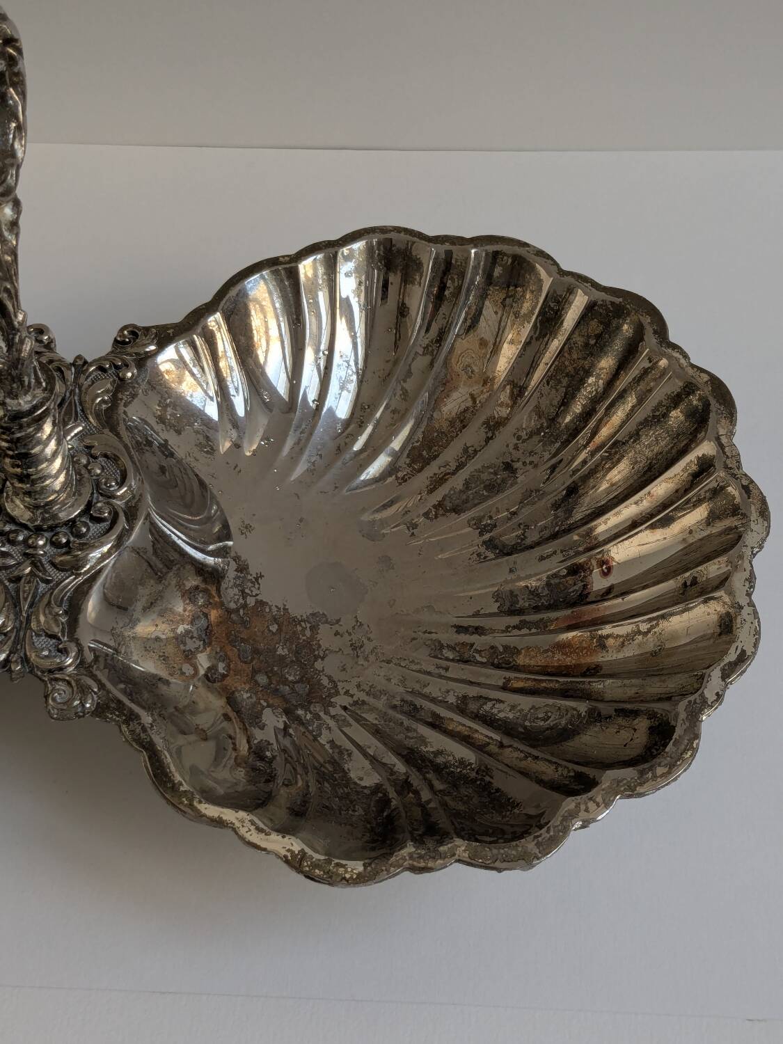 Vintage Double Shell Servant