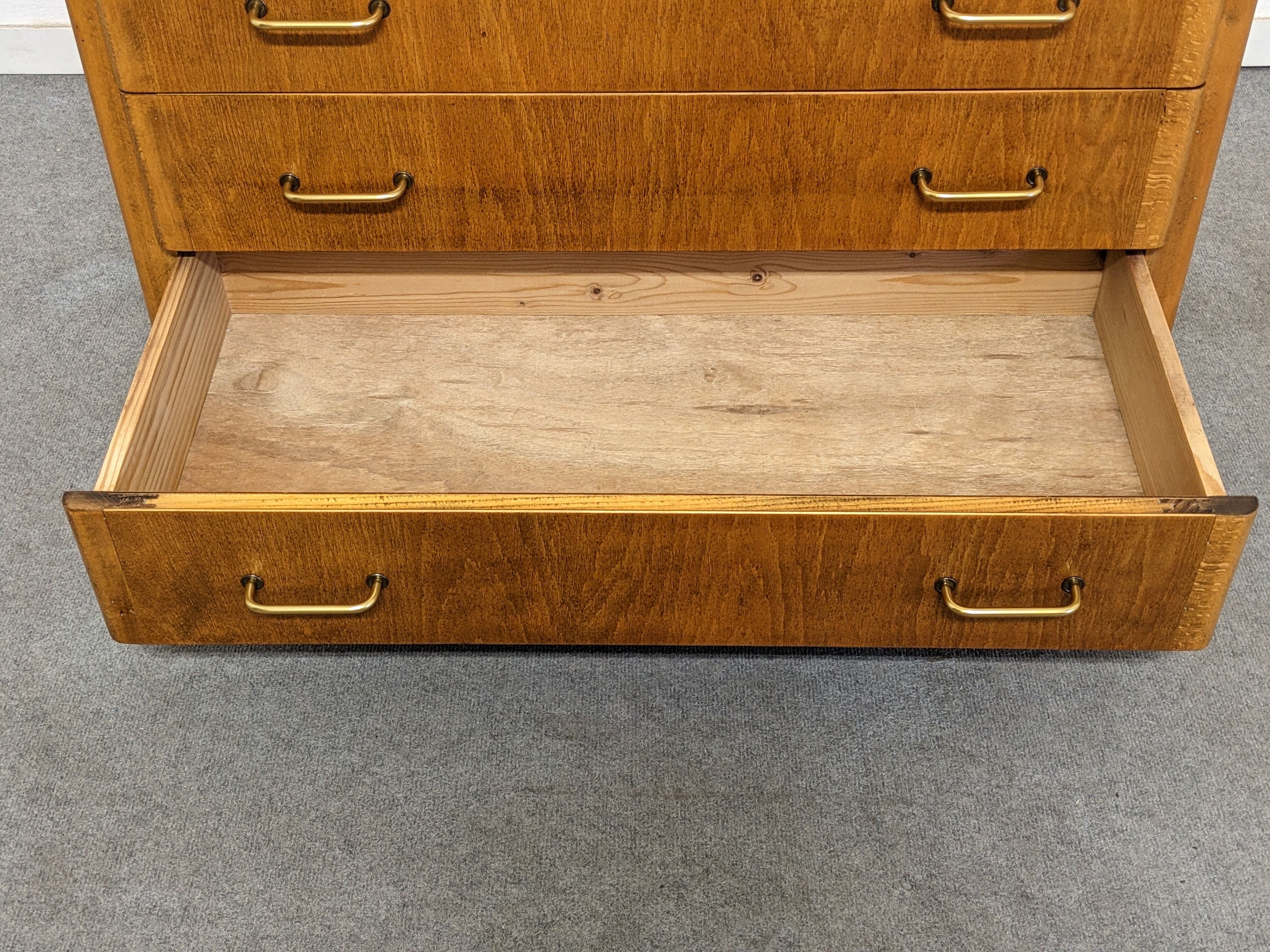 Vintage chest of drawers from the 50s/60s