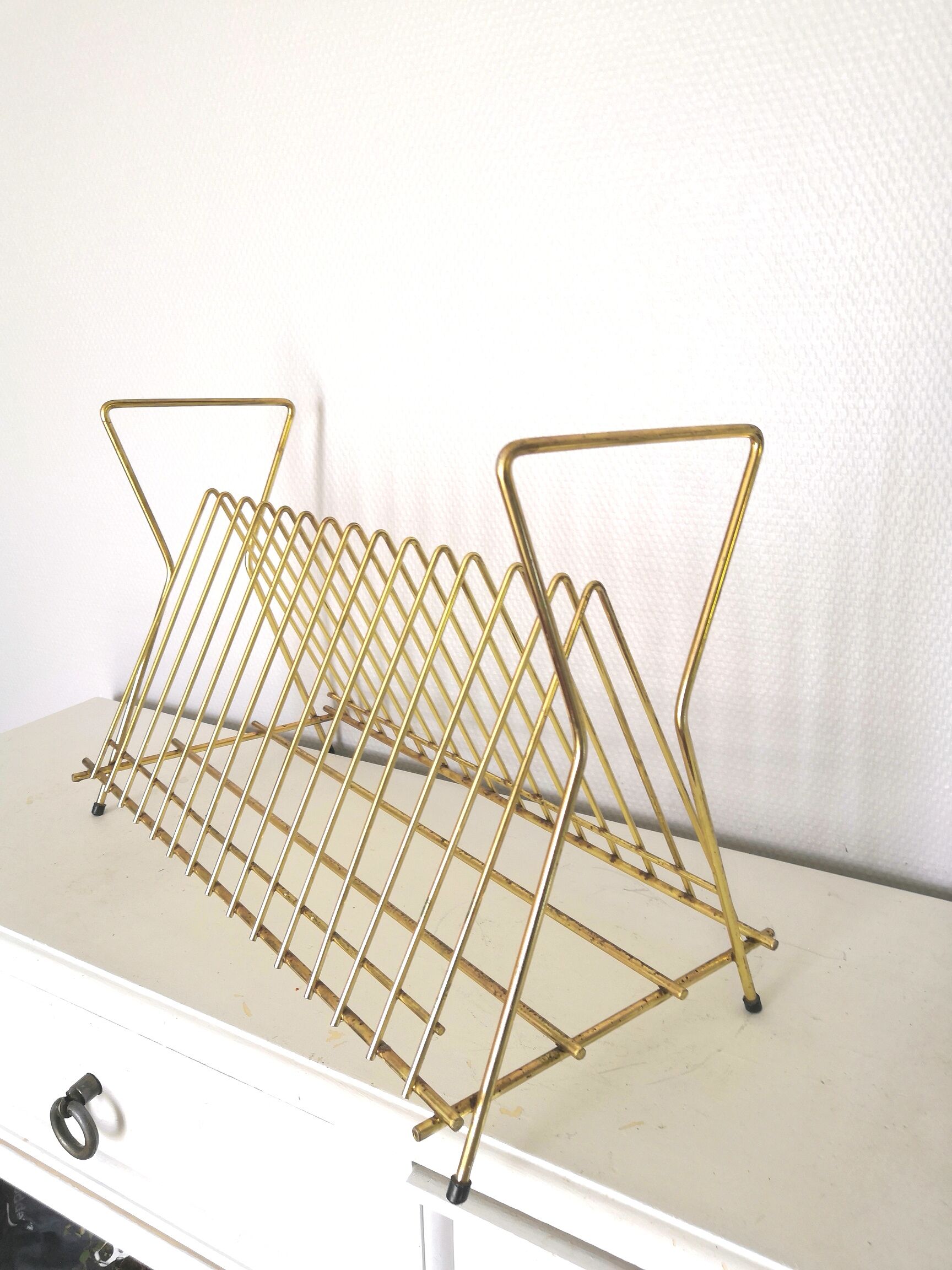 Porte vinyles acier doré années 60