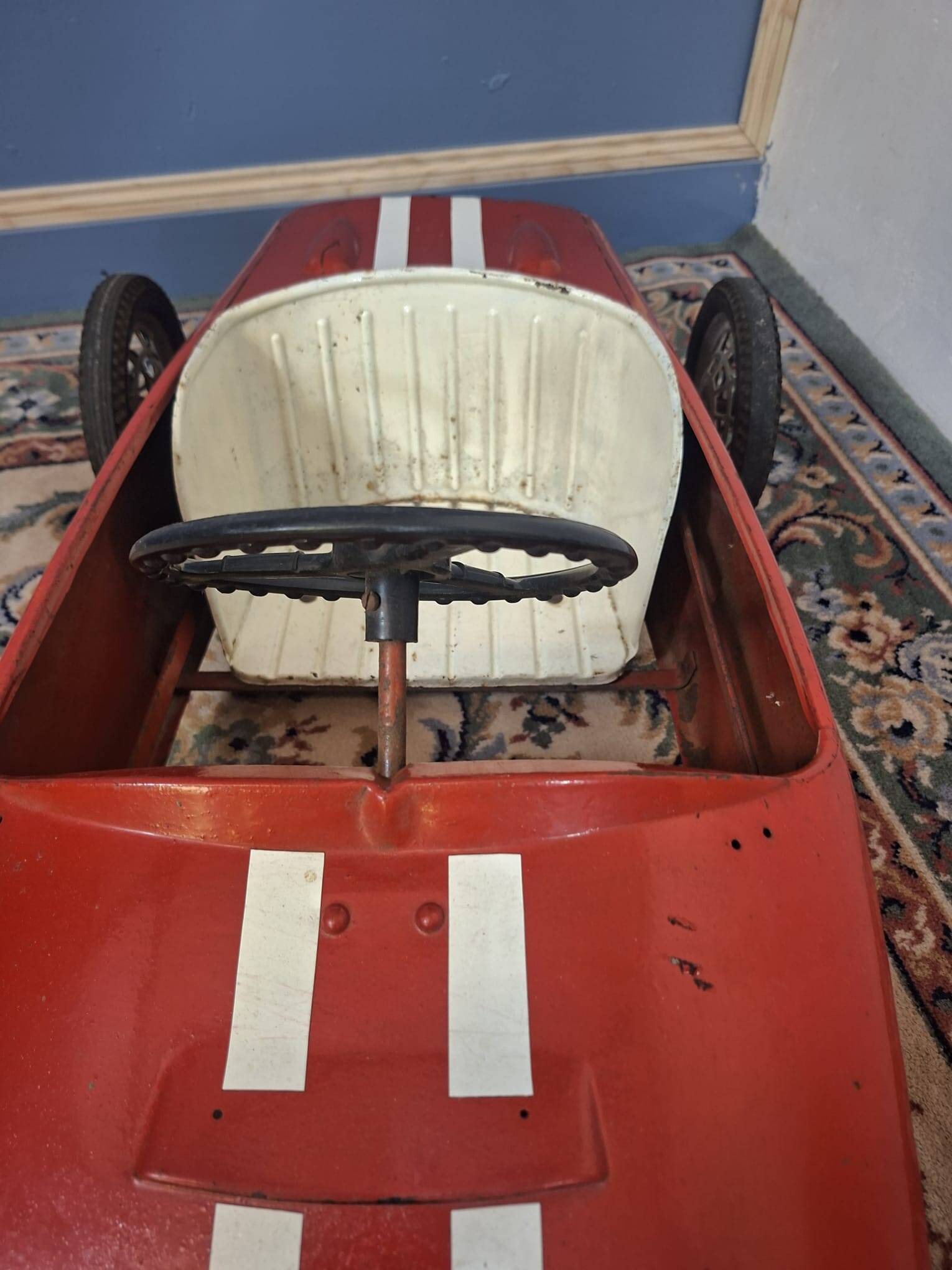 Pedal car