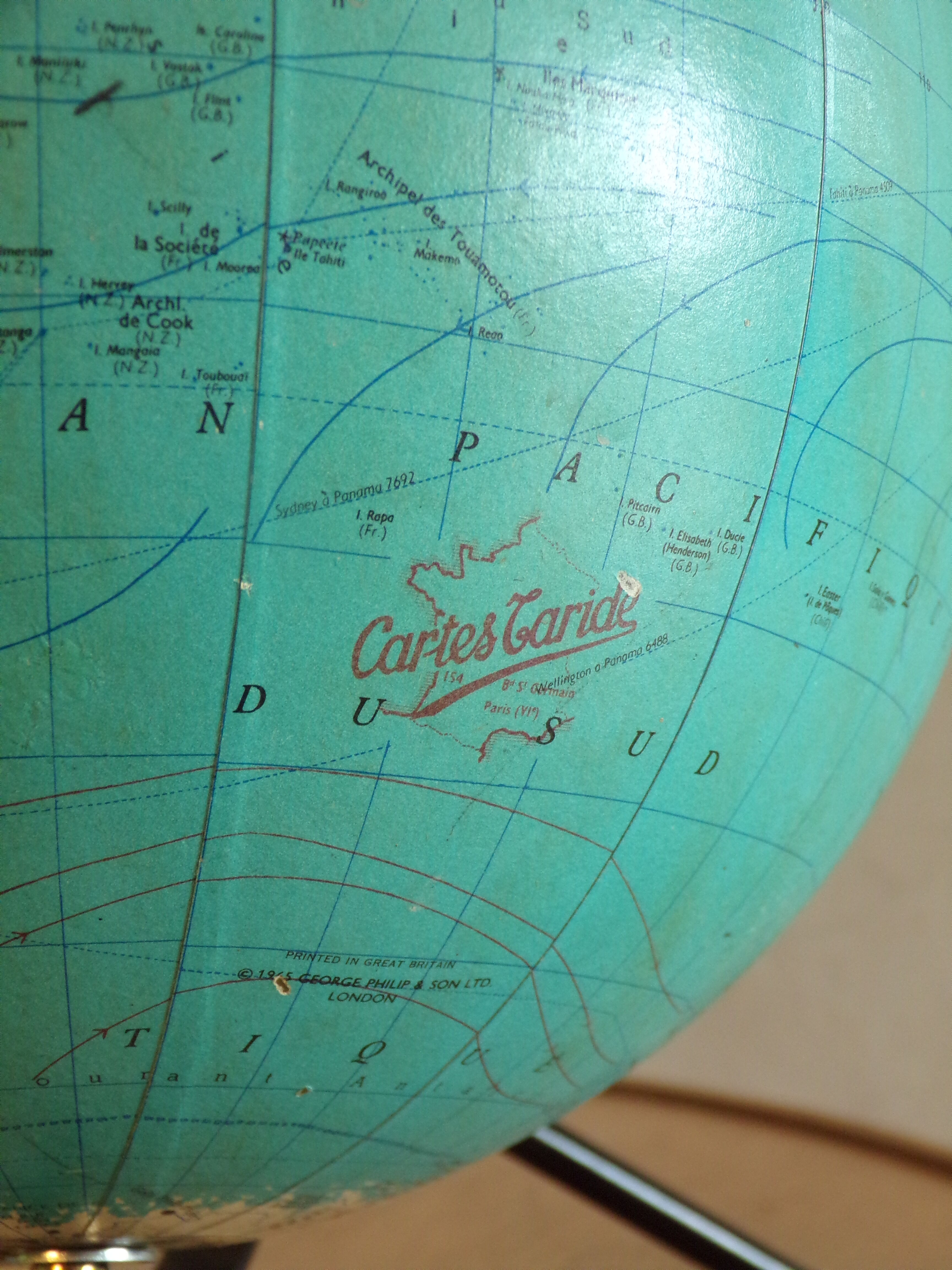 Earth globe vintage tripod