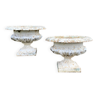 Médicis planters in cast iron old villa