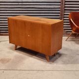 Buffet u 450 by Jiri Jiroutek