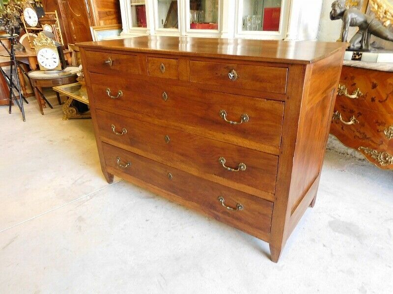 6-century walnut pantniere dresser