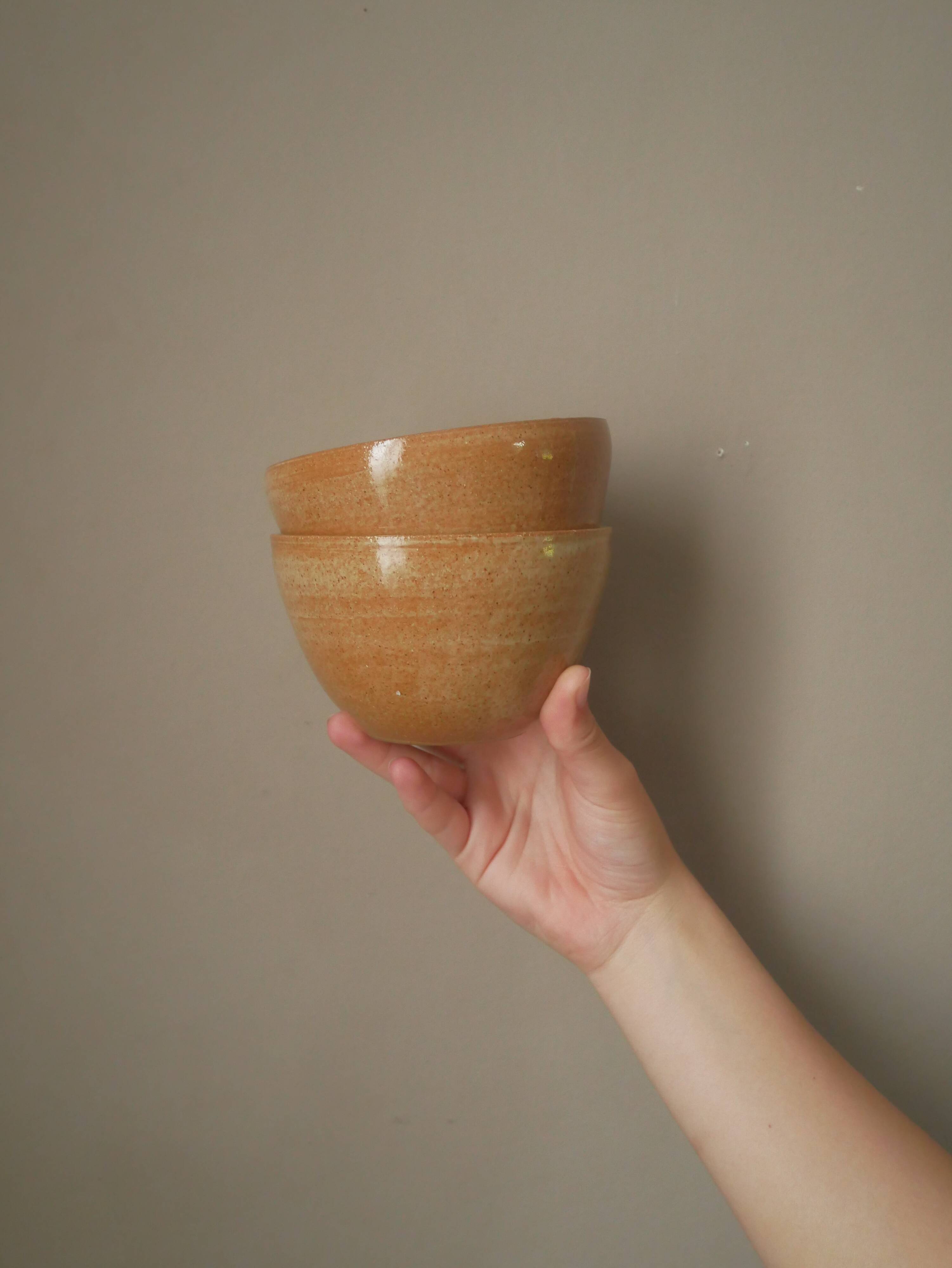 Vintage stoneware ceramic bowls handmade pottery Scandinavian country decoration artisanal manufacturing