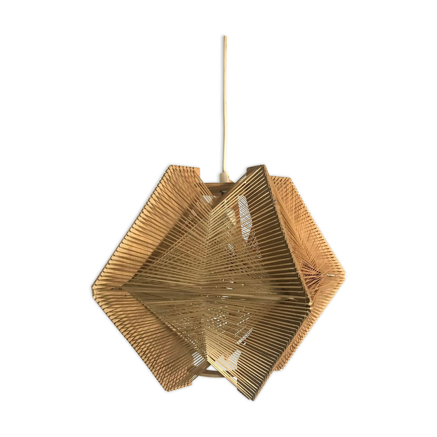 Hanging of wood and son Scandinavian style