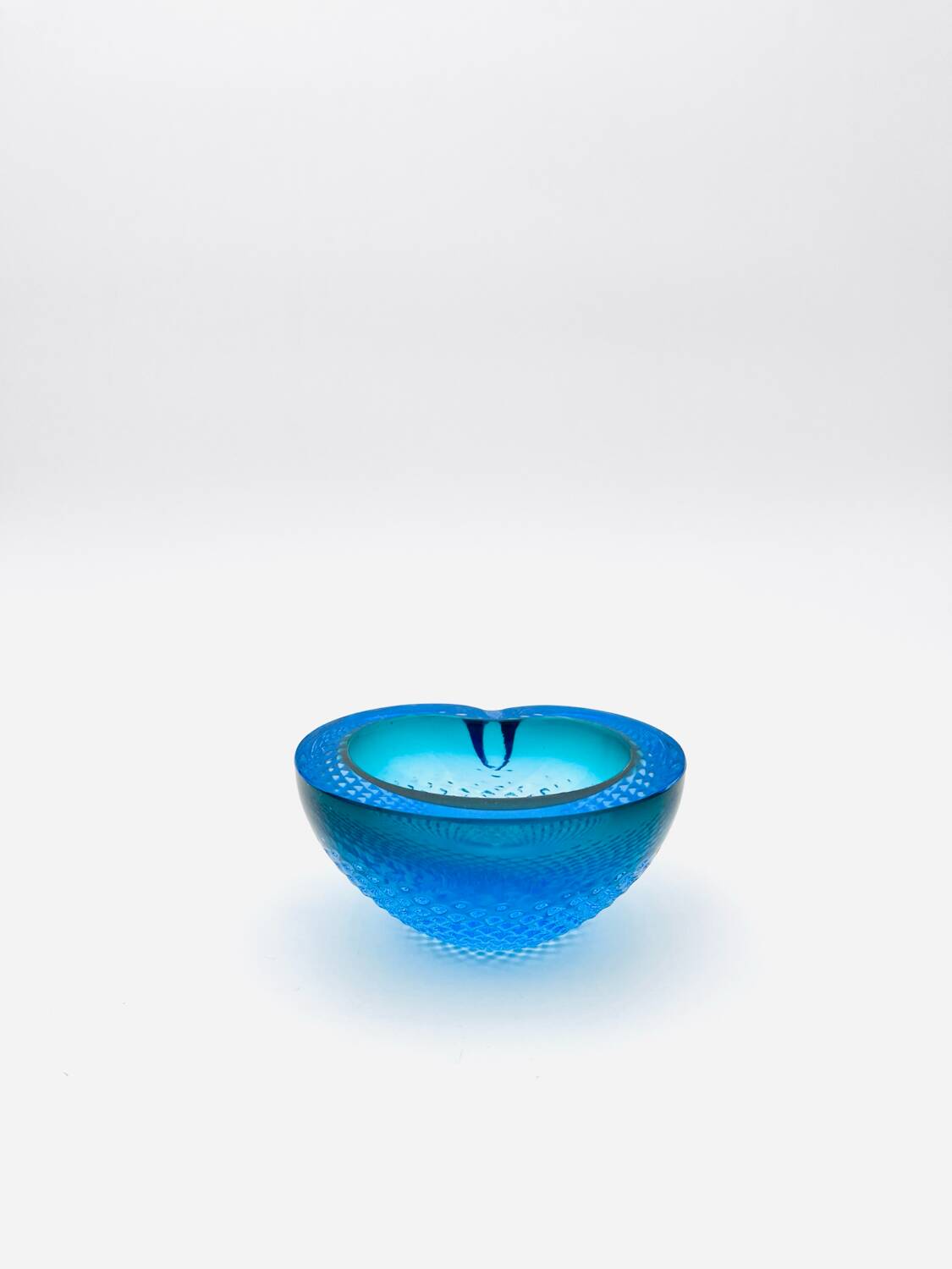 Masterpiece: Organic Cut Murano "Diamante"