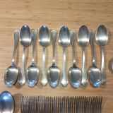 Service in Alfenide 84 of 10 forks, 10 spoons 1 ladle and a large spoon