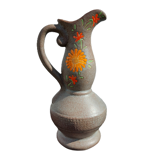 Vintage decanter in gres