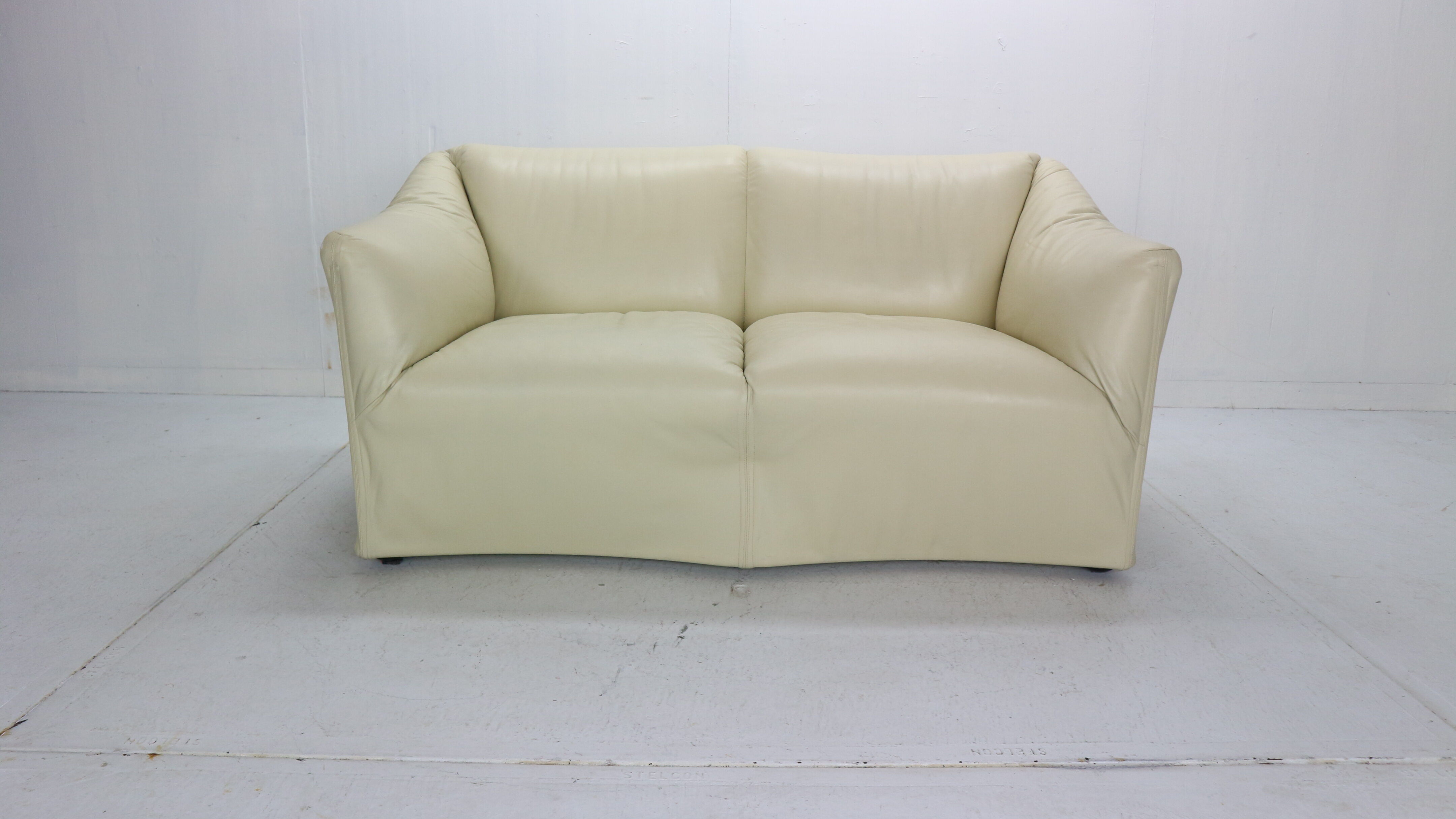 Leather sofa Mario Bellini "Tentazione" for Cassina, 1970s