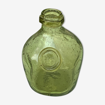 Carafe en verre soufflé et bulle de couleur verte de la verrerie de biot vintage et collector