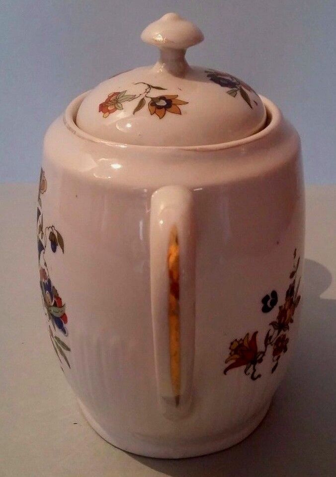 Porcelain sweetener japanese decoration