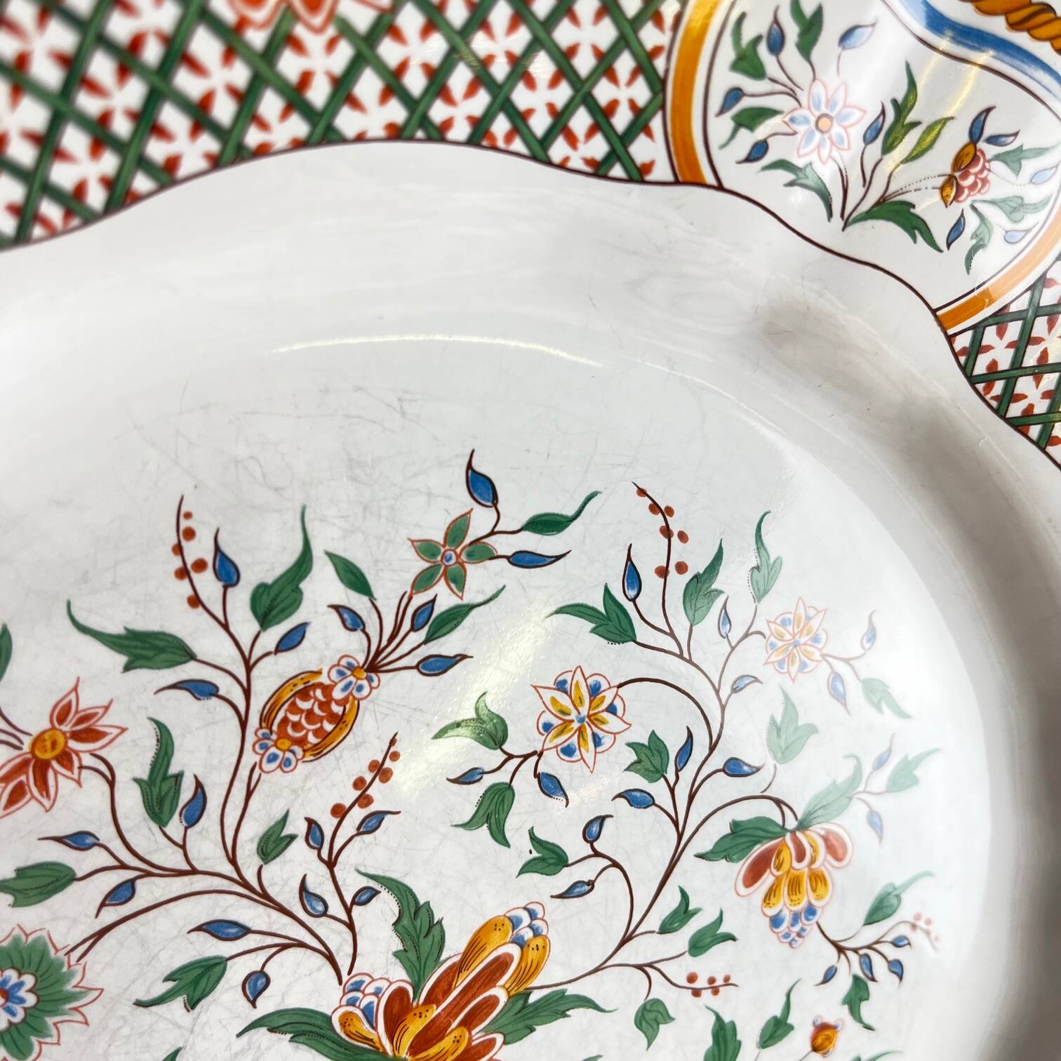 Set of 8 flat plates Gien model Rouen Sainfoin, 1990