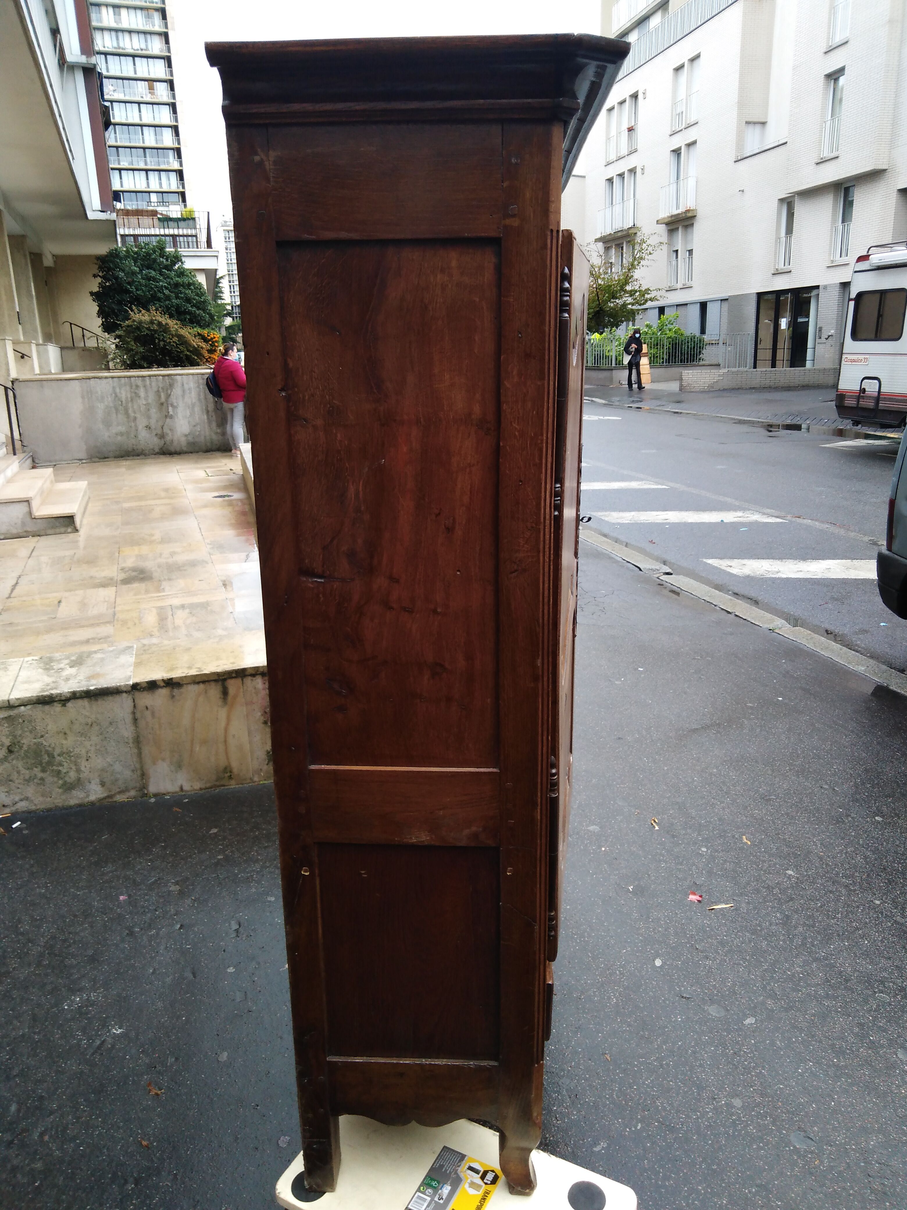 Small country cabinet, two doors two drawers. Old and functional!