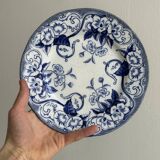 4 assiettes dépareillées anciennes bleues