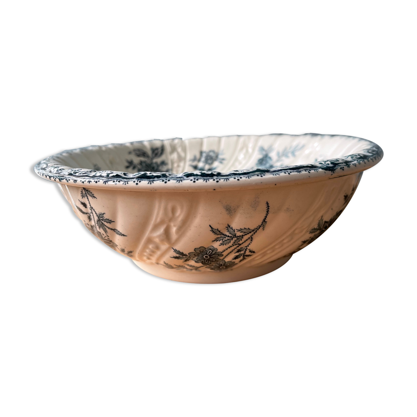 Soap cup 1900 in earthenware of St Amand Et Hamage, Nigella collection