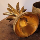 Pineapple shaped covered pot