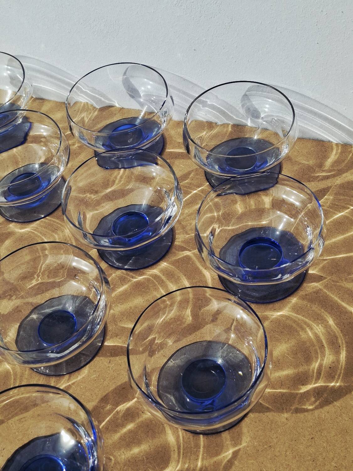 12 champagne coupes 1930