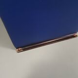 4 x Vintage Ying lounge chairs / fauteuils van Hugues Chevalier,'90. 3 x blue / 1 x red leather