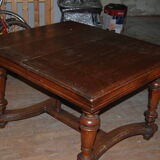 Dining room table