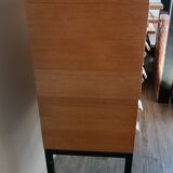 Drawer cabinet