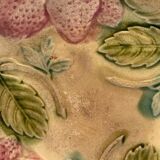 Slip plate with strawberry decoration