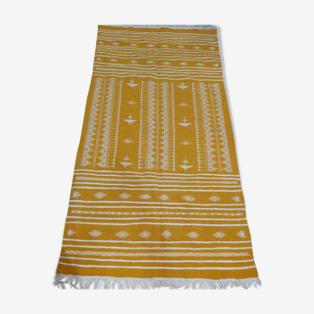 Traditional handmade yellow and white carpet in pure wool 110x210cm