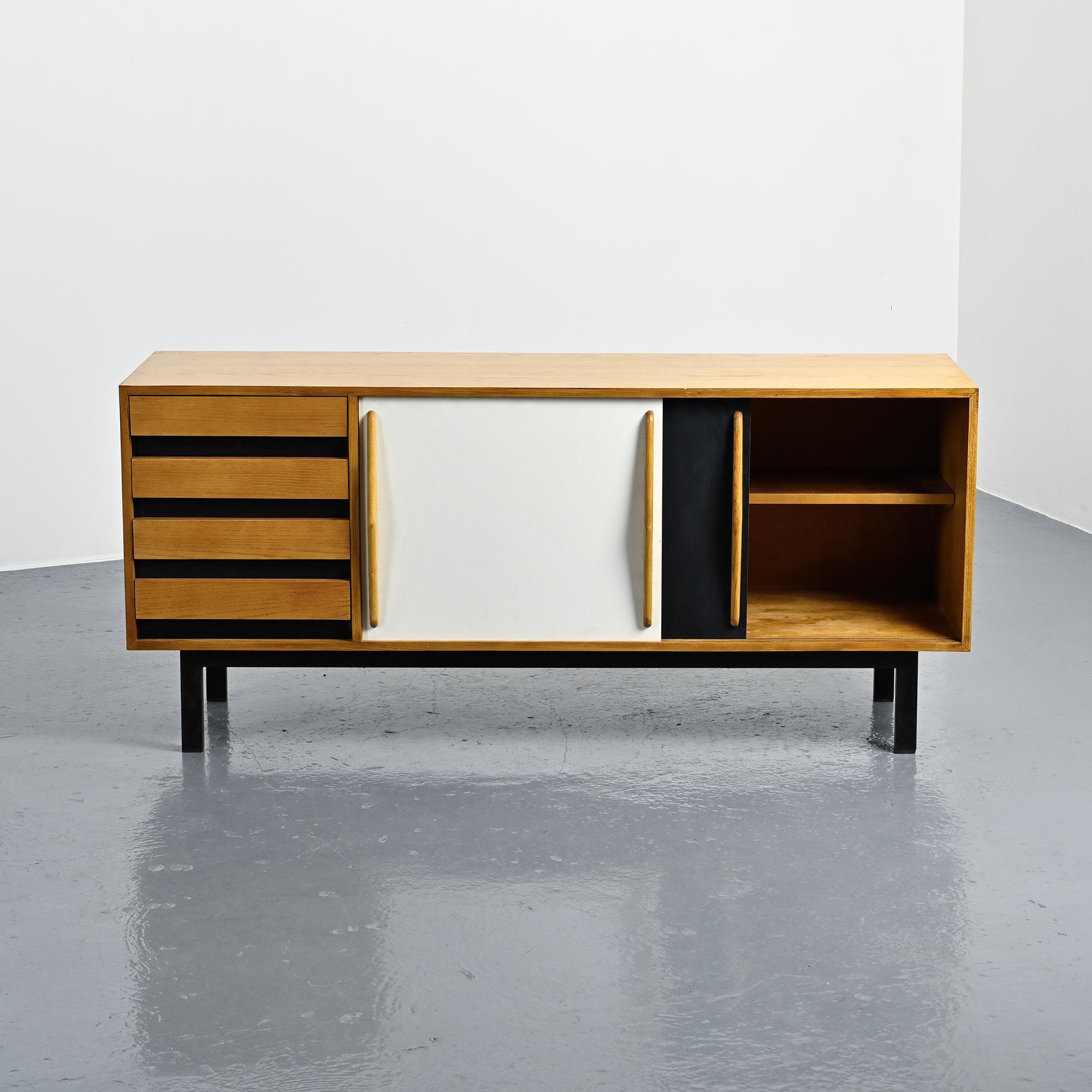 Enfilade Cansado par Charlotte Perriand, circa 1960