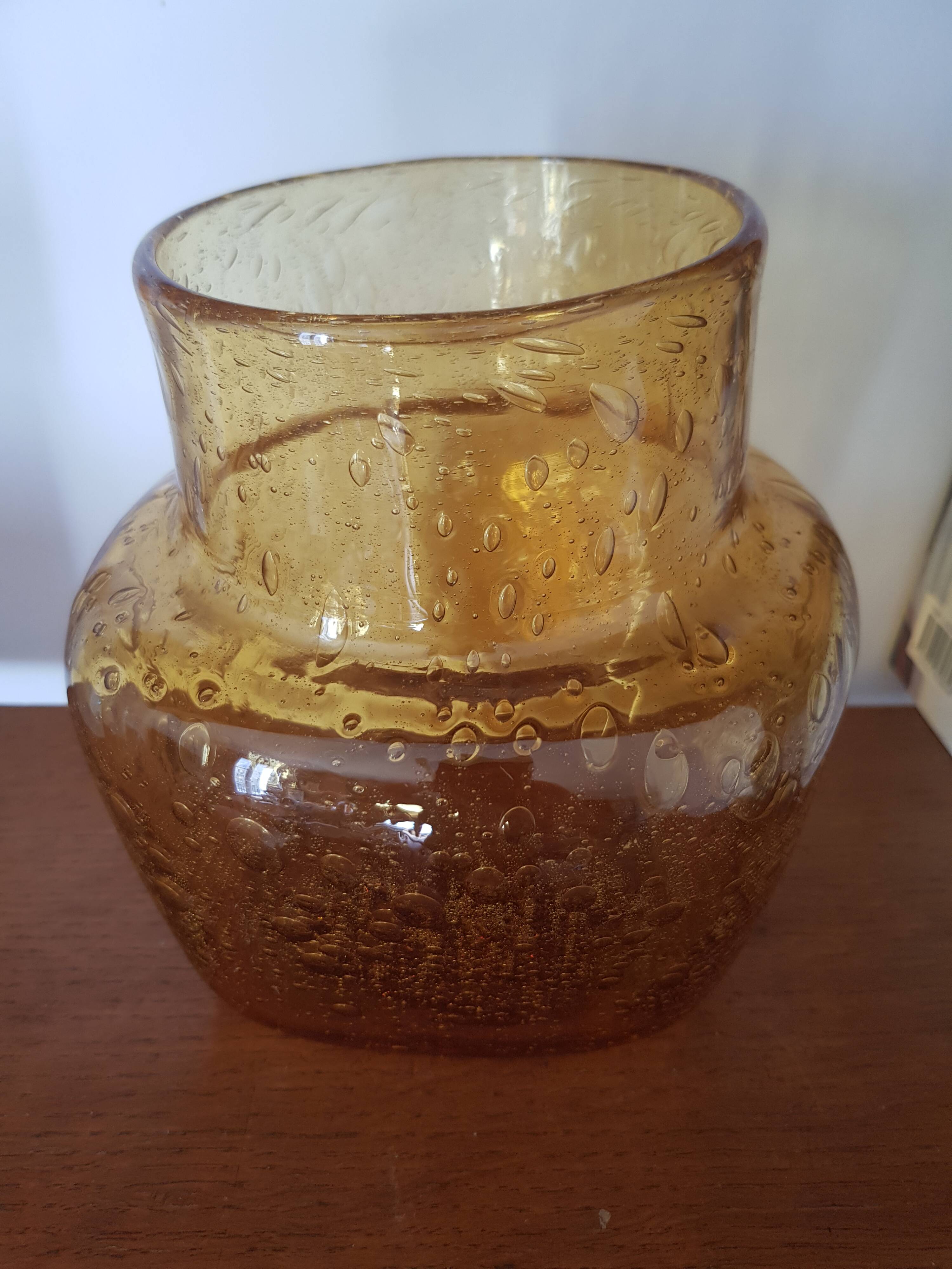 Vase en verre vintage