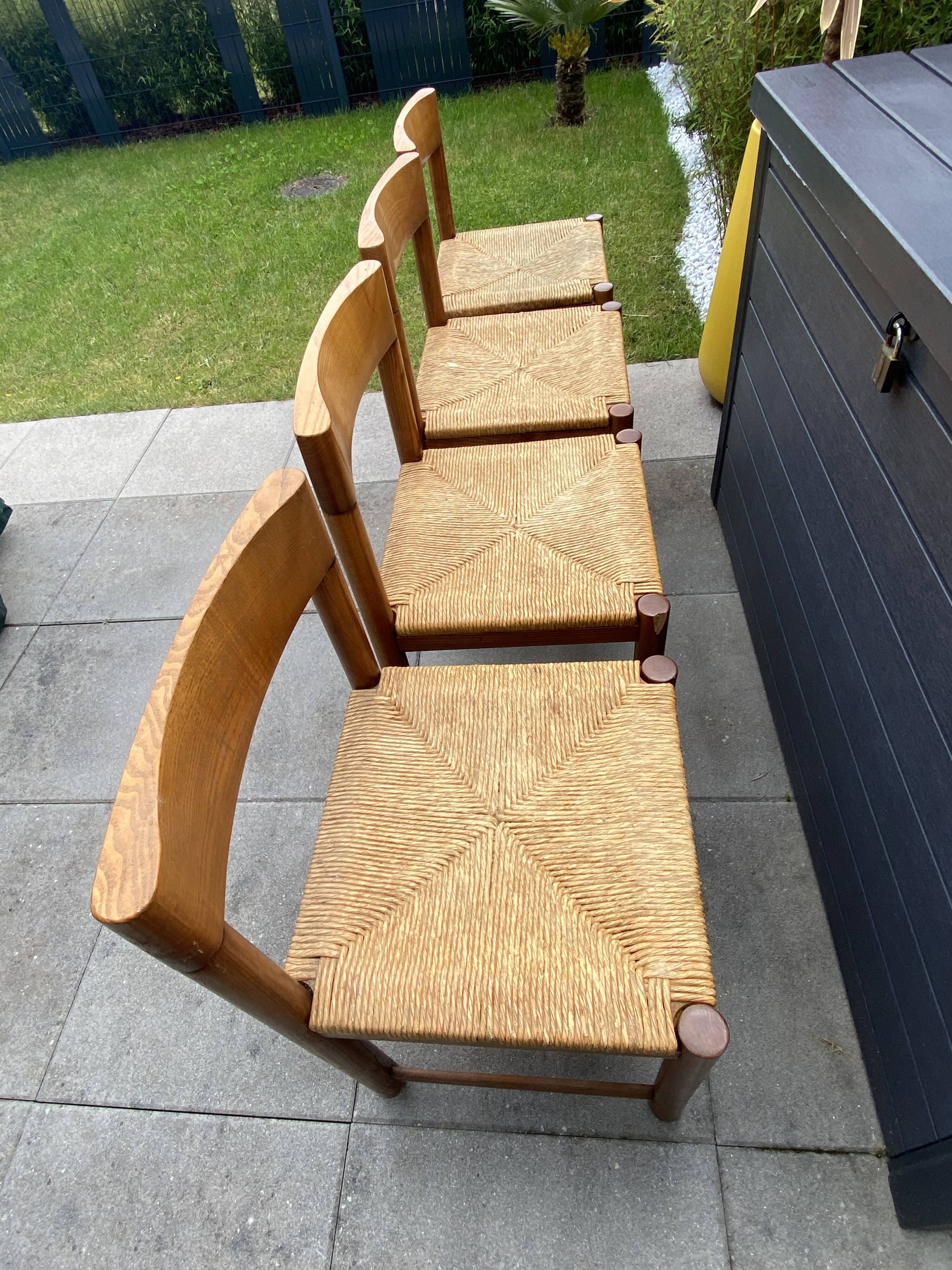 Suite de 4 chaises paillées vintage années 70
