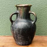 Beauvais sandstone vase