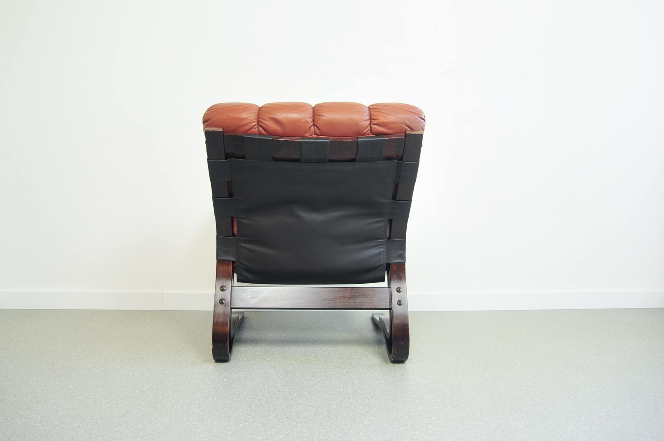 Fauteuil marron Kengu Else & Nordahl Solheim