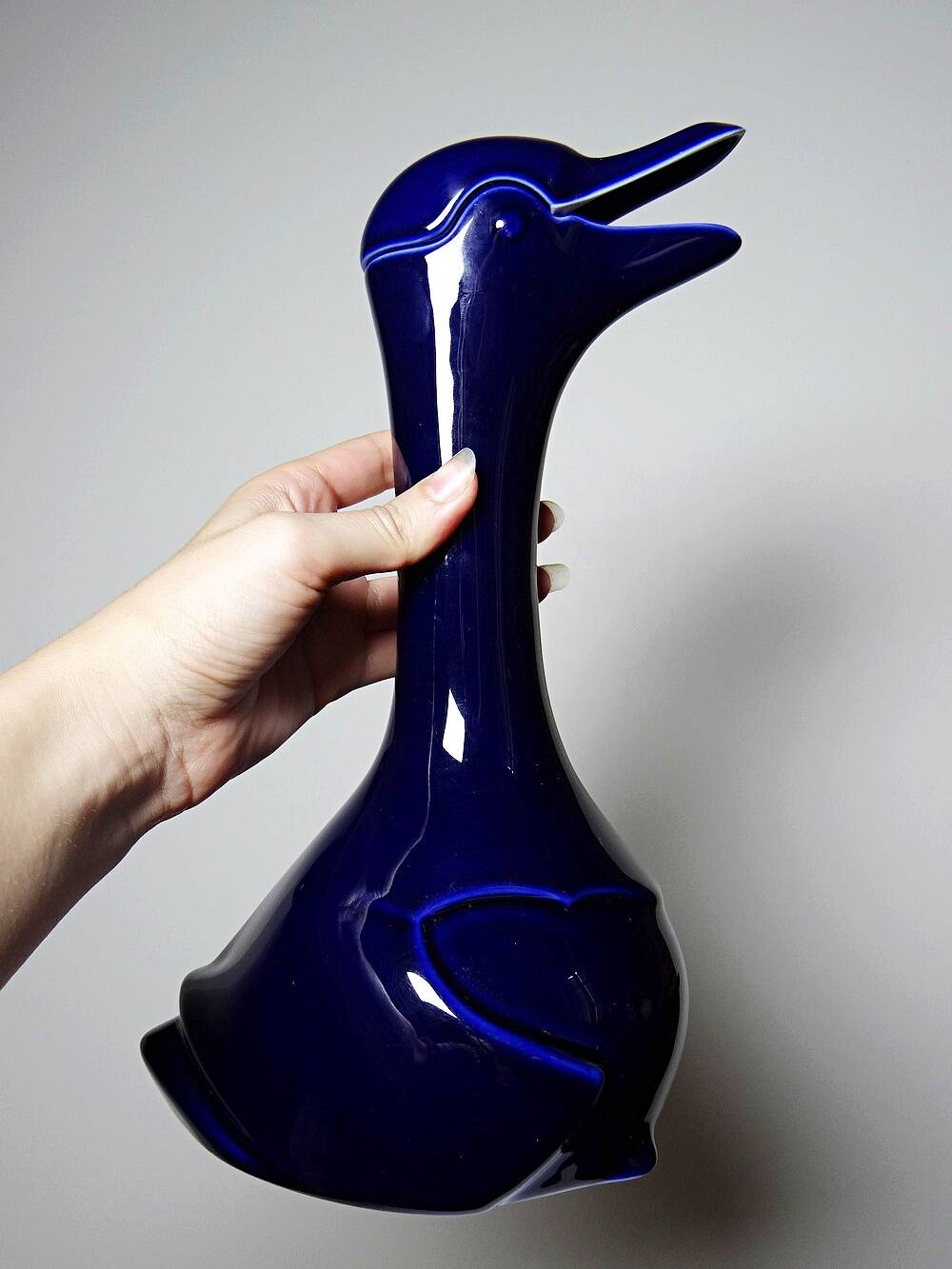 Fine white Limoges porcelain carafe, modeled after Sandoz Haviland