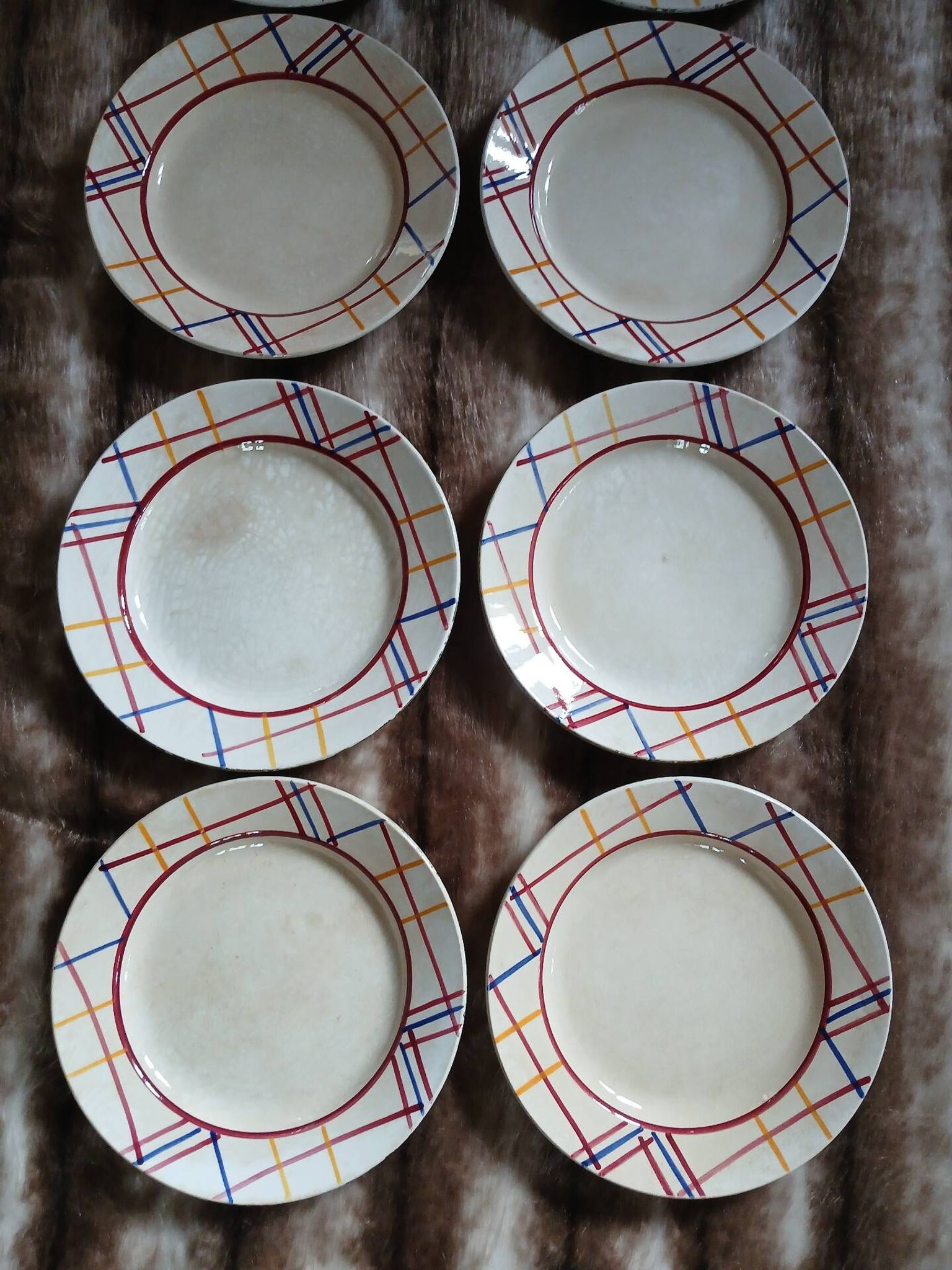10 antique flat plates from Gien