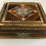 Jewelry box in wooden marquetry