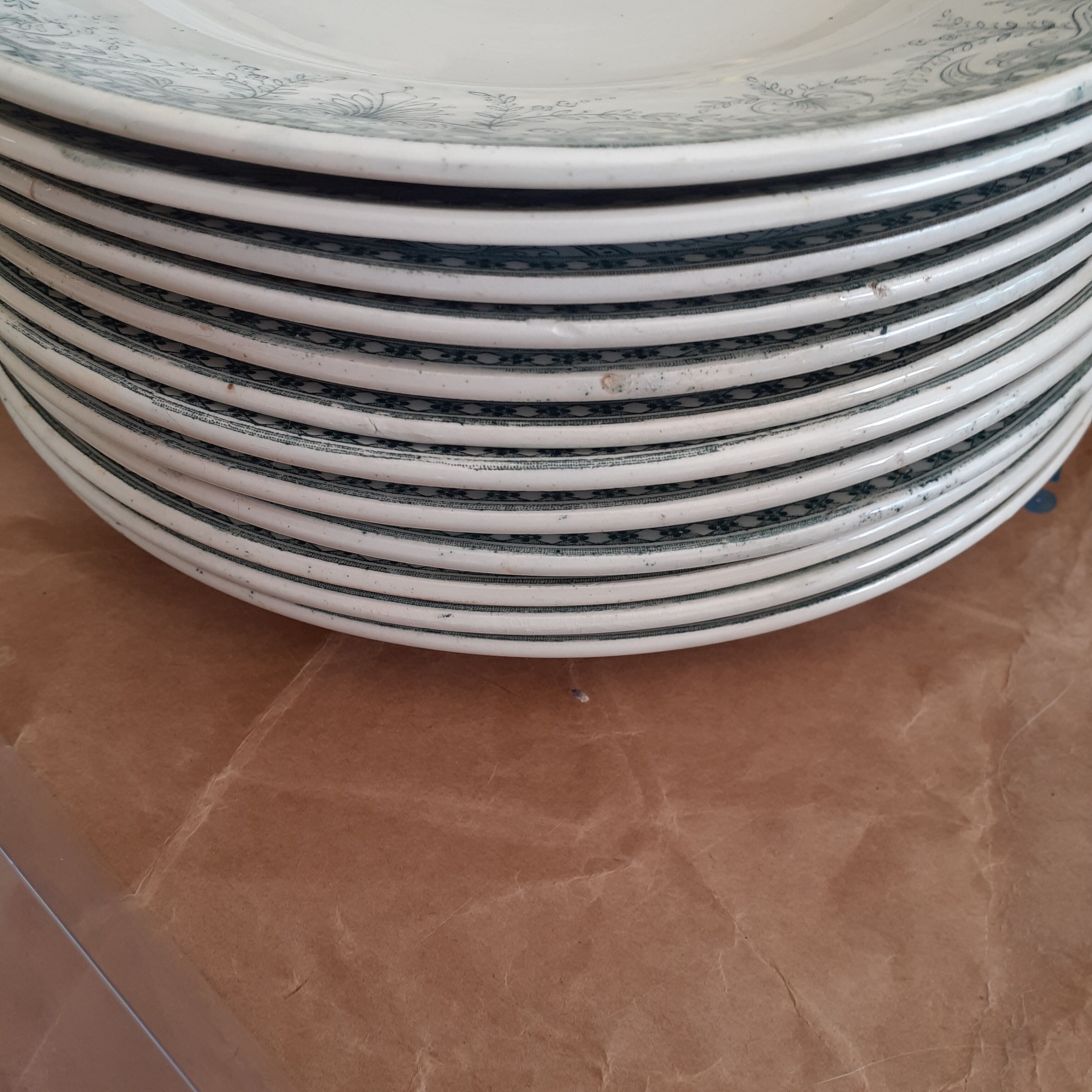6 plates Moulin des Loups. Model Wilbur.