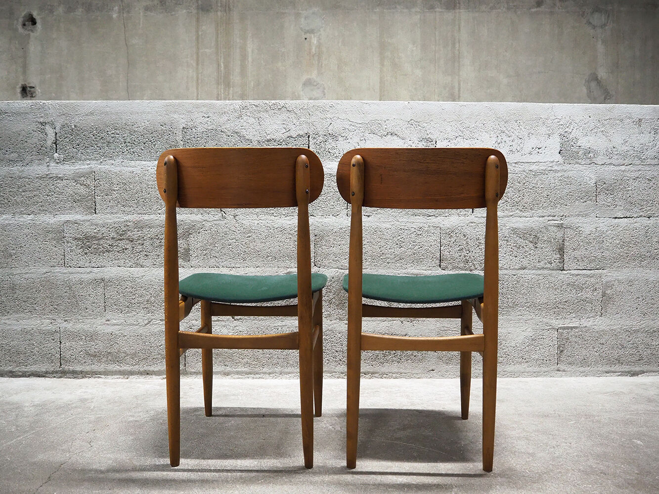 Set of two vintage chairs Gessef Consorzio Sedie Friuli, 60s