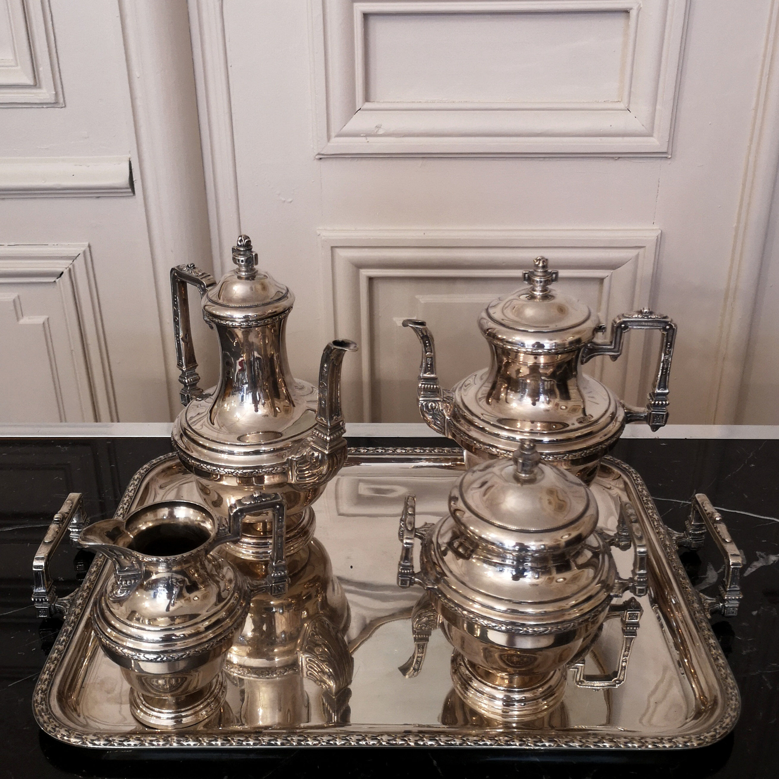 Tea and coffee service