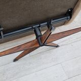 Fauteuil pivotant et son repose-pieds, laine