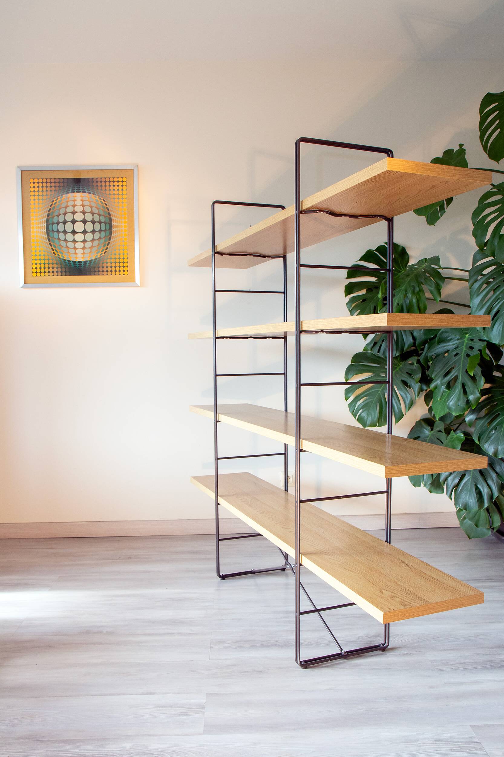 Étagère Enetri, design Niels Gammelgaard