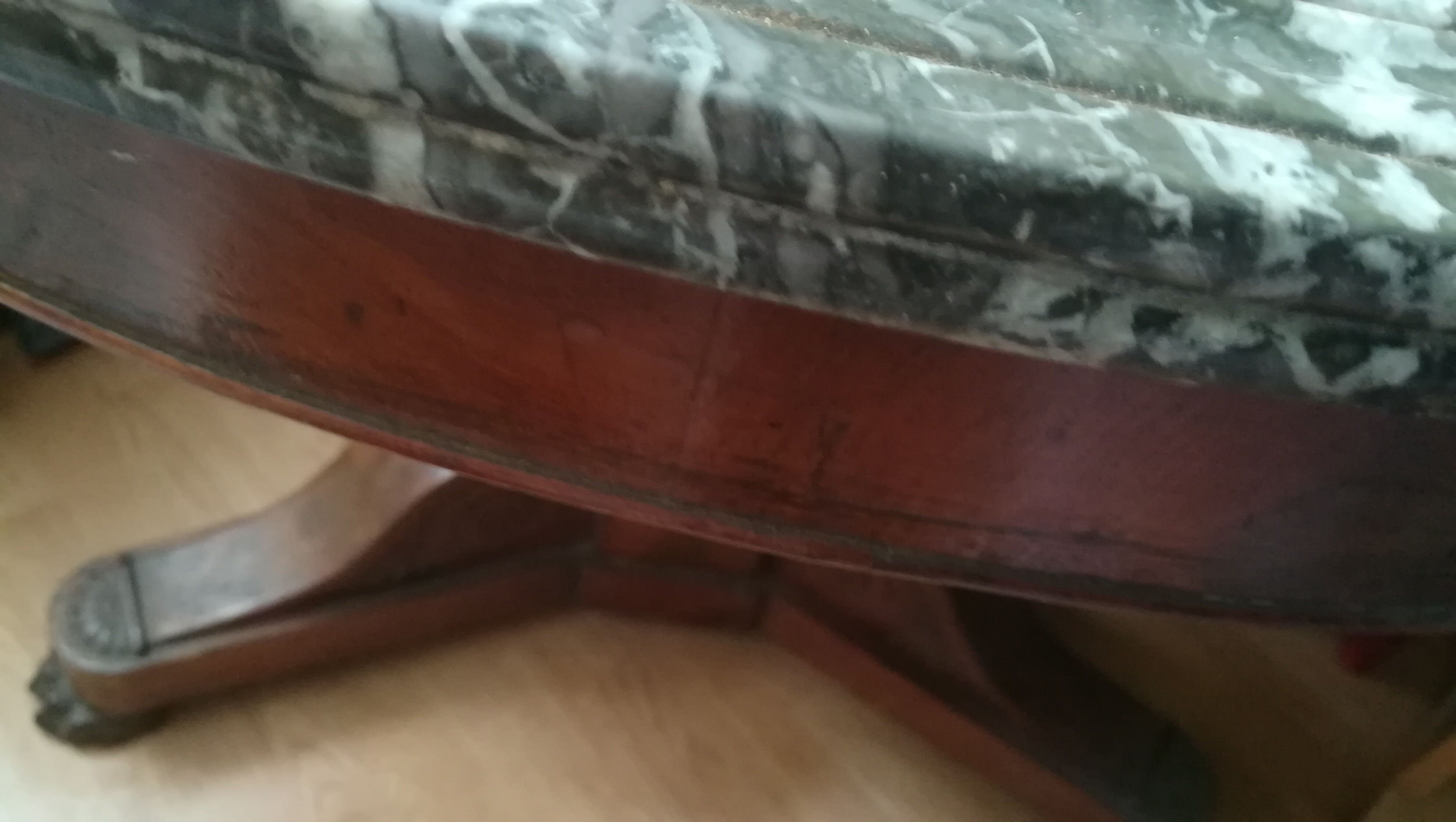 Table pedestal on Napoleon III marble, central foot